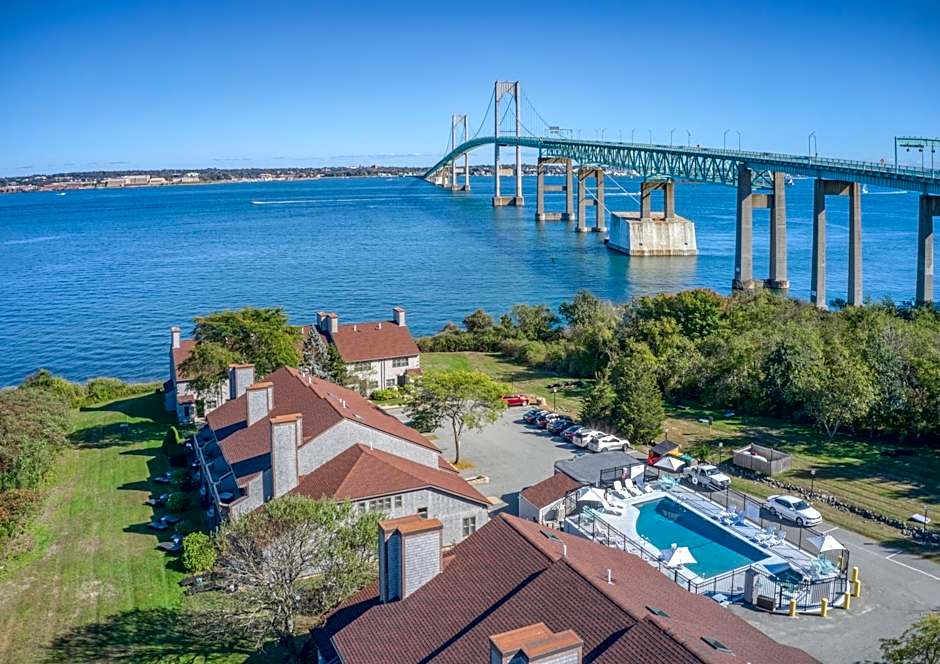 Wyndham Newport Overlook