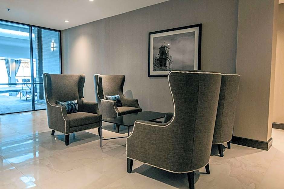 DoubleTree by Hilton Lubbock - University Area