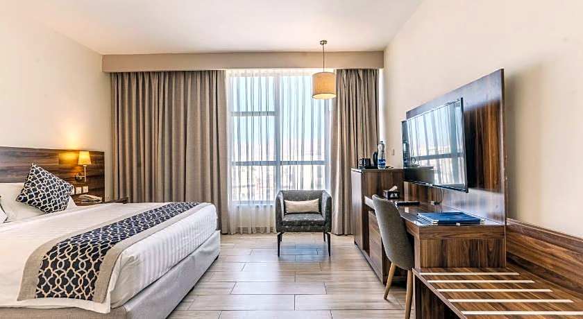 Lacosta Hotel