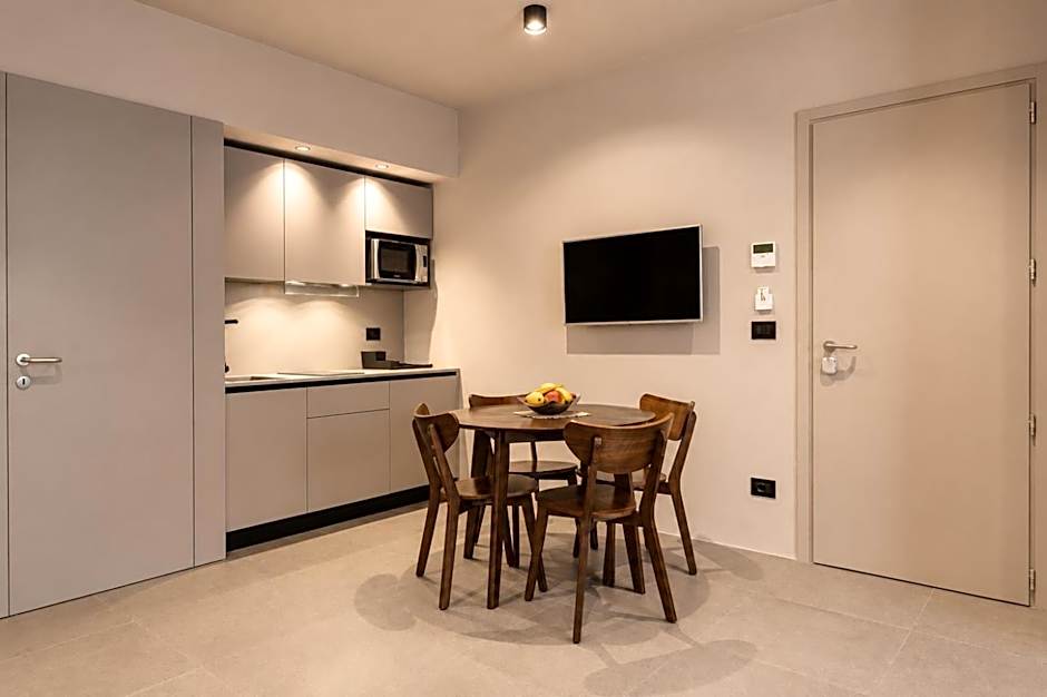 Amare Suite & Apartments