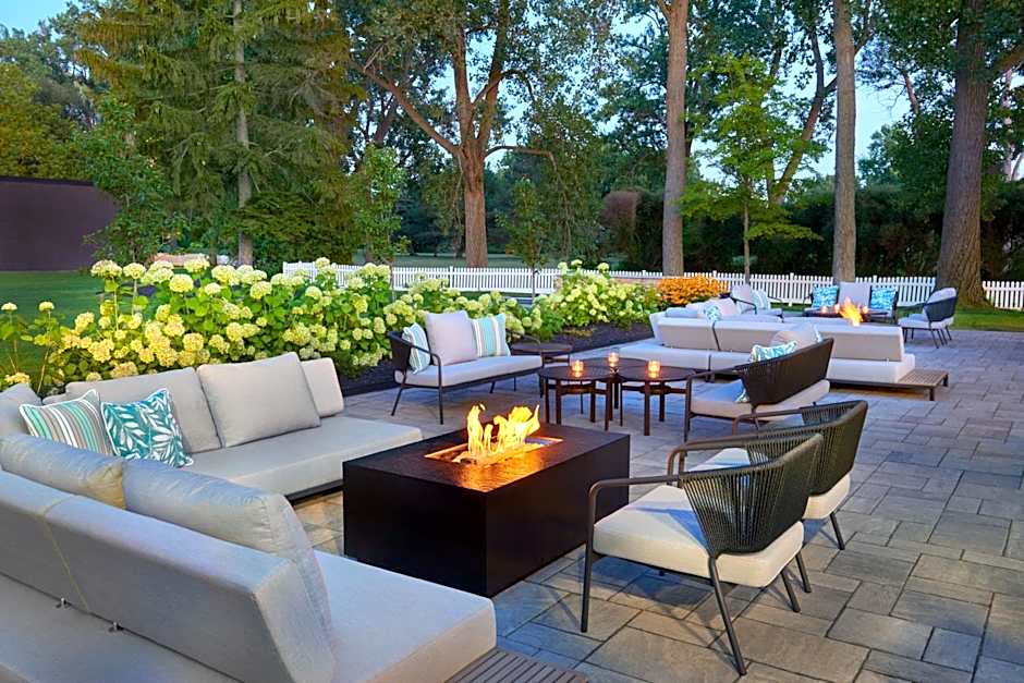 Four Points by Sheraton Point Edward Sarnia