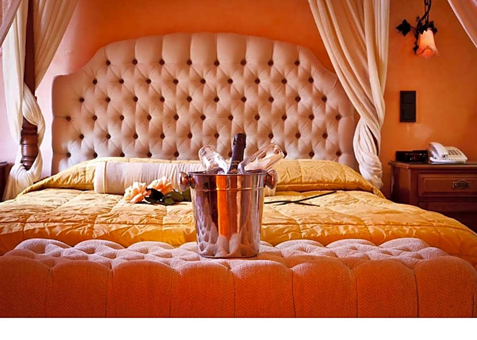 Anastazia Luxury Suites & Spa