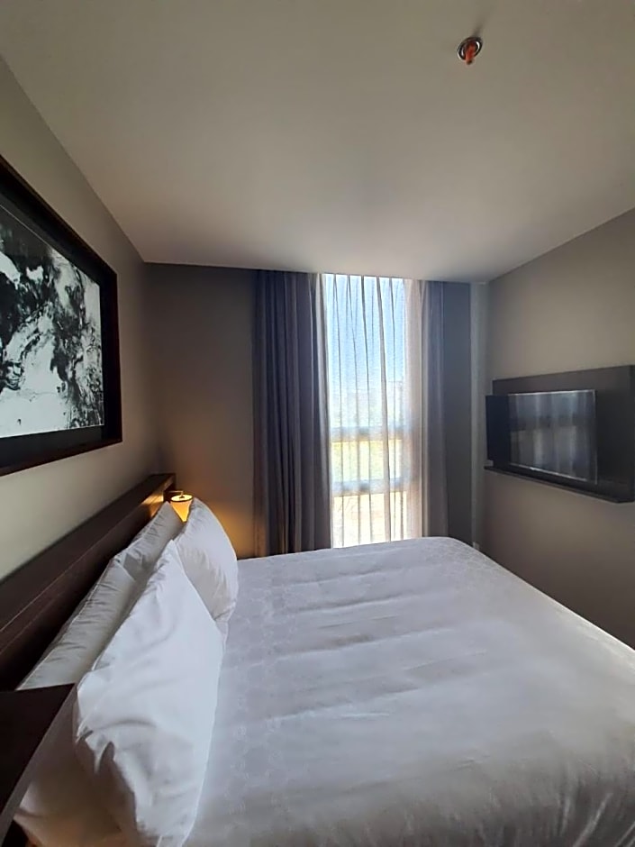 Staybridge Suites Guadalajara Novena By IHG