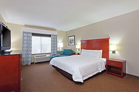 1 King Hearing Accessible Nonsmoking