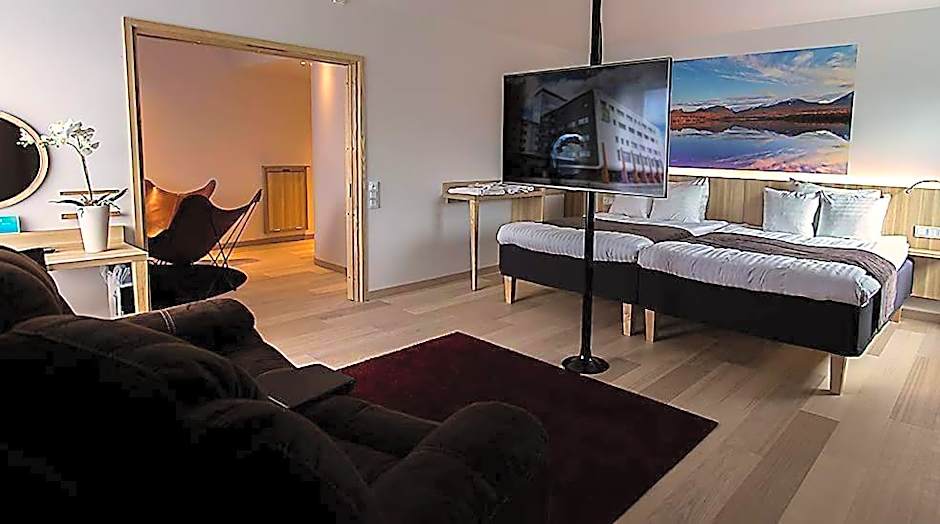 Photo 1 of 4 of 1 Bedroom Suite