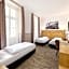 City Hotel Ring