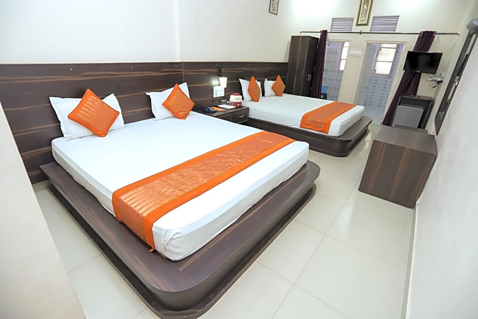 Hotel Jaisingh Palace