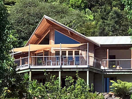 Waiotahi Valley Lodge
