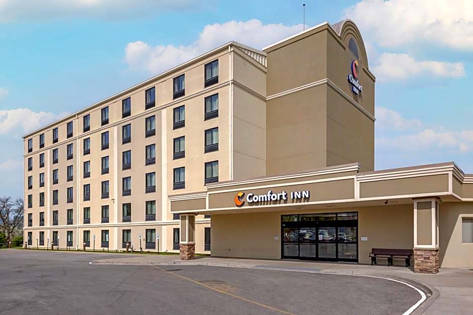 Comfort Inn The Pointe