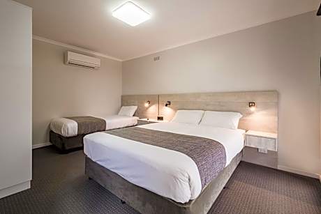 Seabrook Hotel