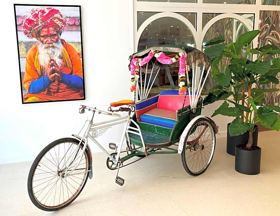 RESIDENCE SERVICES MONTANA Paris Clichy