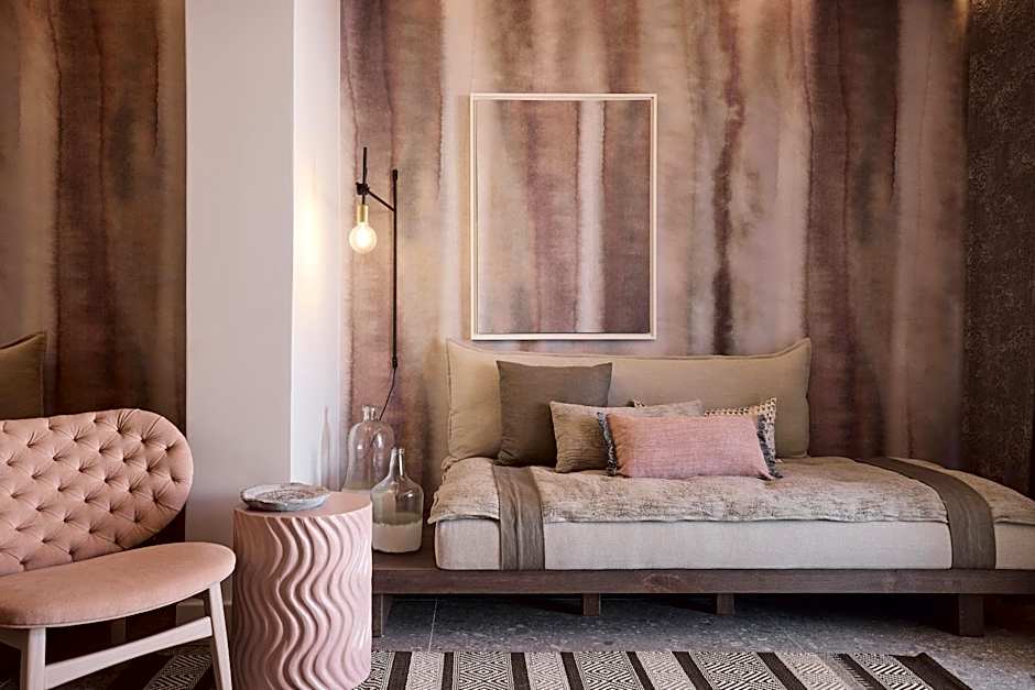 Amazon Mykonos Resort & Spa