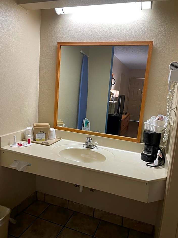 Days Inn by Wyndham Lexington