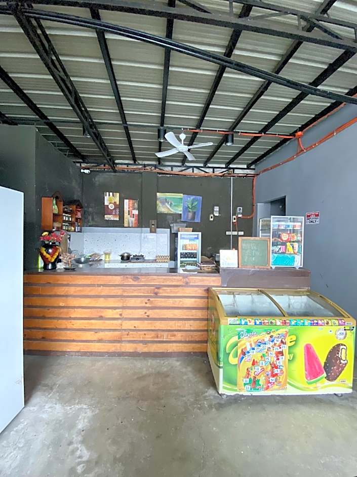 Pocket Hotel Bunks and Breakfast