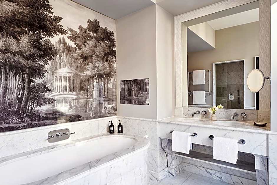 Hotel Barriere Le Fouquet's