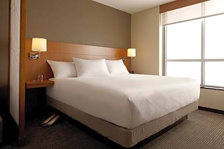 King Room with Sofa Bed - High Floor