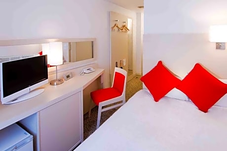Double Room - Non-Smoking
