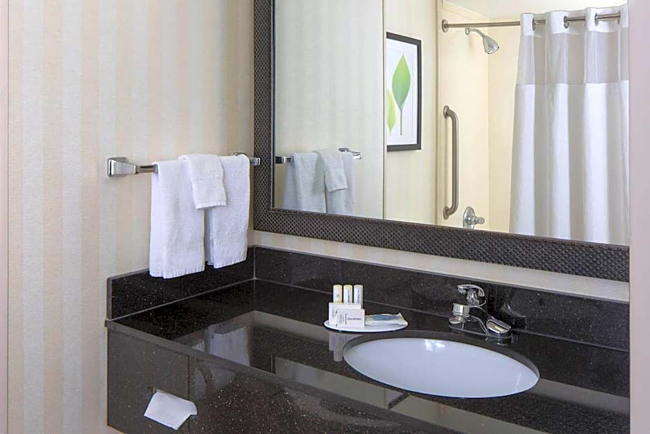 Fairfield Inn & Suites by Marriott Orlando Lake Buena Vista