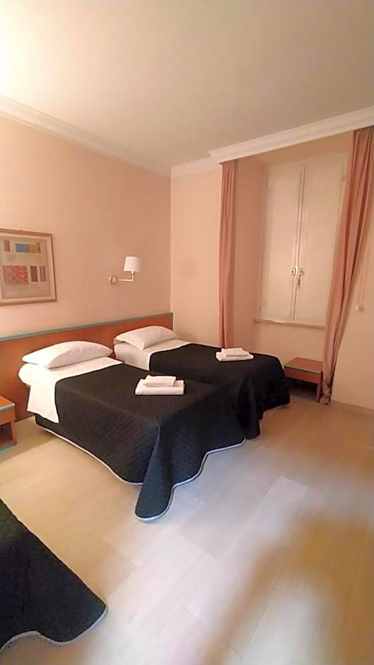 Hotel Center 1