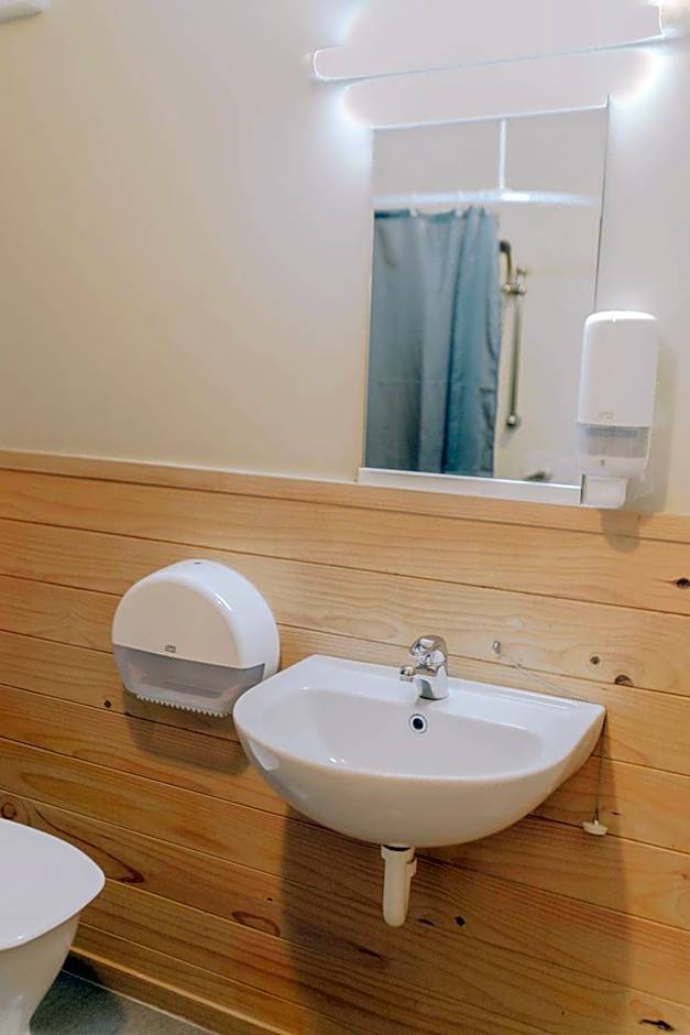 Waitomo Village Chalets home of Kiwipaka