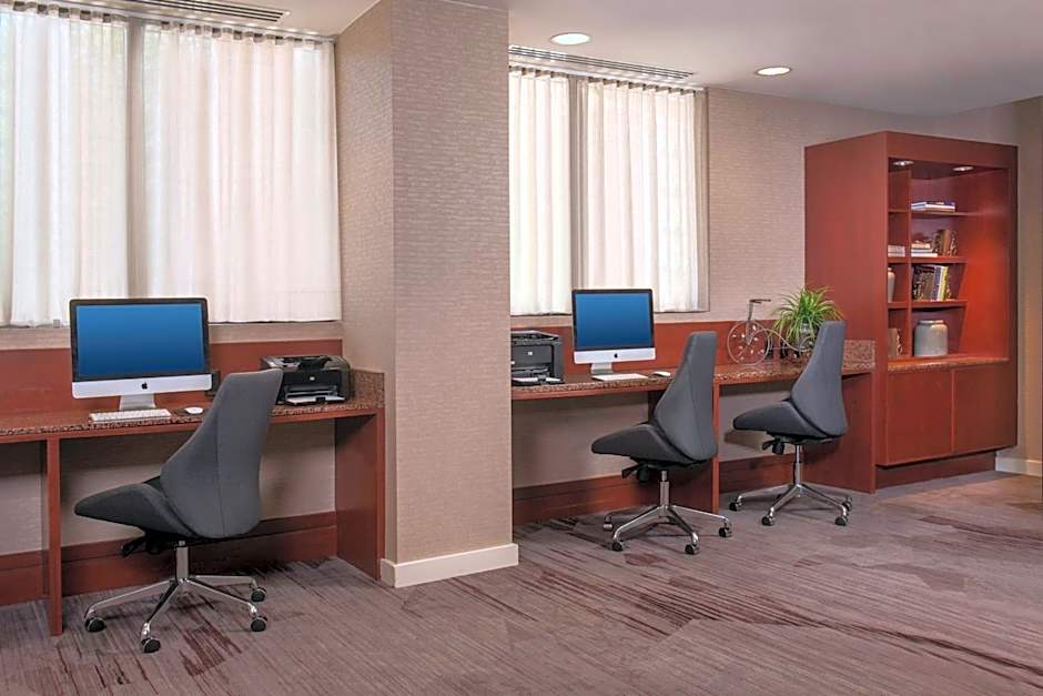 Courtyard by Marriott Fort Meade BWI Business District