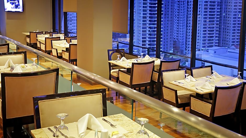 Sheraton Grand Panama