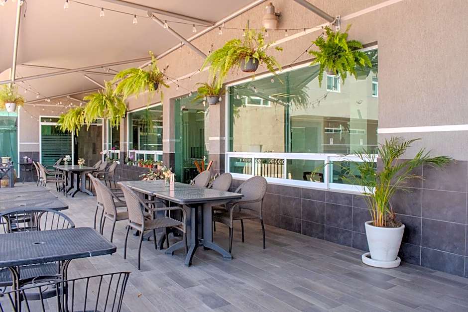 Hotel Aliana