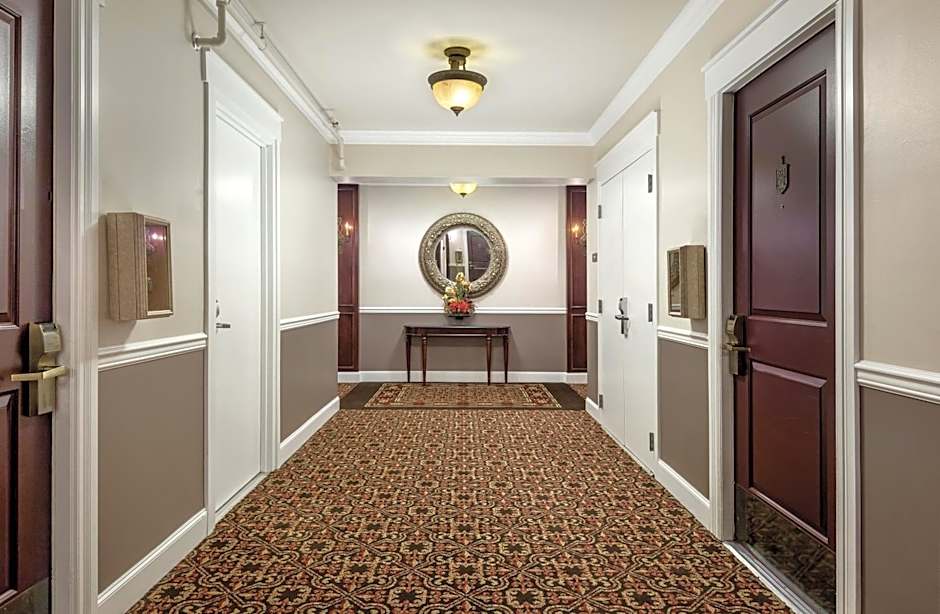 WorldMark Seattle The Camlin