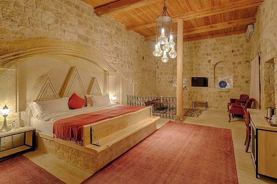 Taru Cave Suites