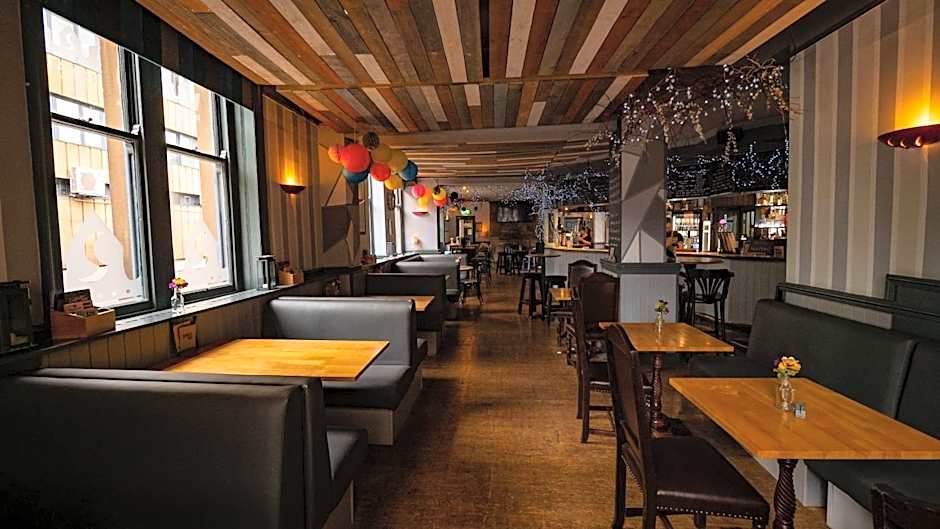 The Royal Hotel and Bar