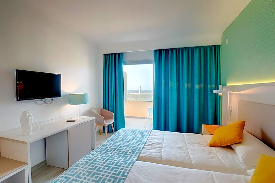 SBH Maxorata Resort photo 32
