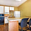 Extended Stay America Select Suites - Providence - Airport