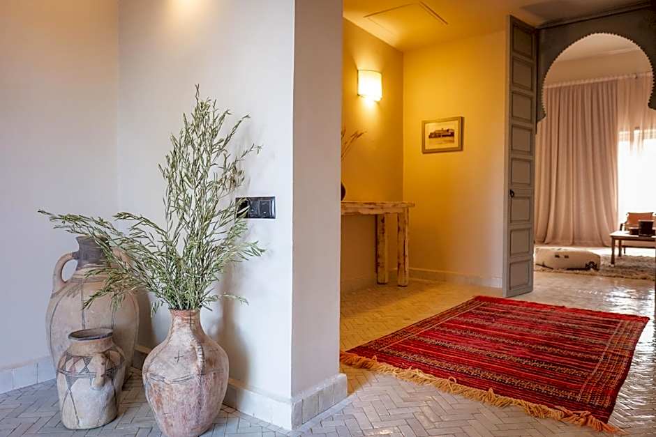 Domaine des Remparts Hotel