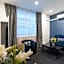 Gilmer Apartment Hotel