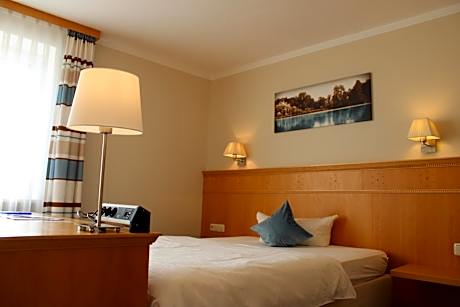 Comfort King Room (Bed 1,40mx2m)