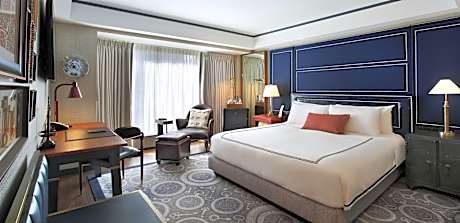 Deluxe King Bed