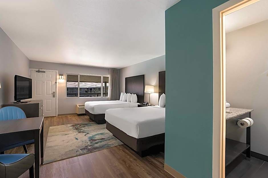 Richland Riverfront Hotel and Conference Center, Ascend Hotel Collection