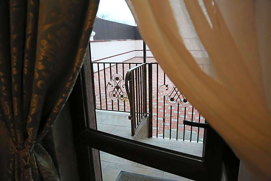 Hotel Boutique Mikaela (Adult Only)