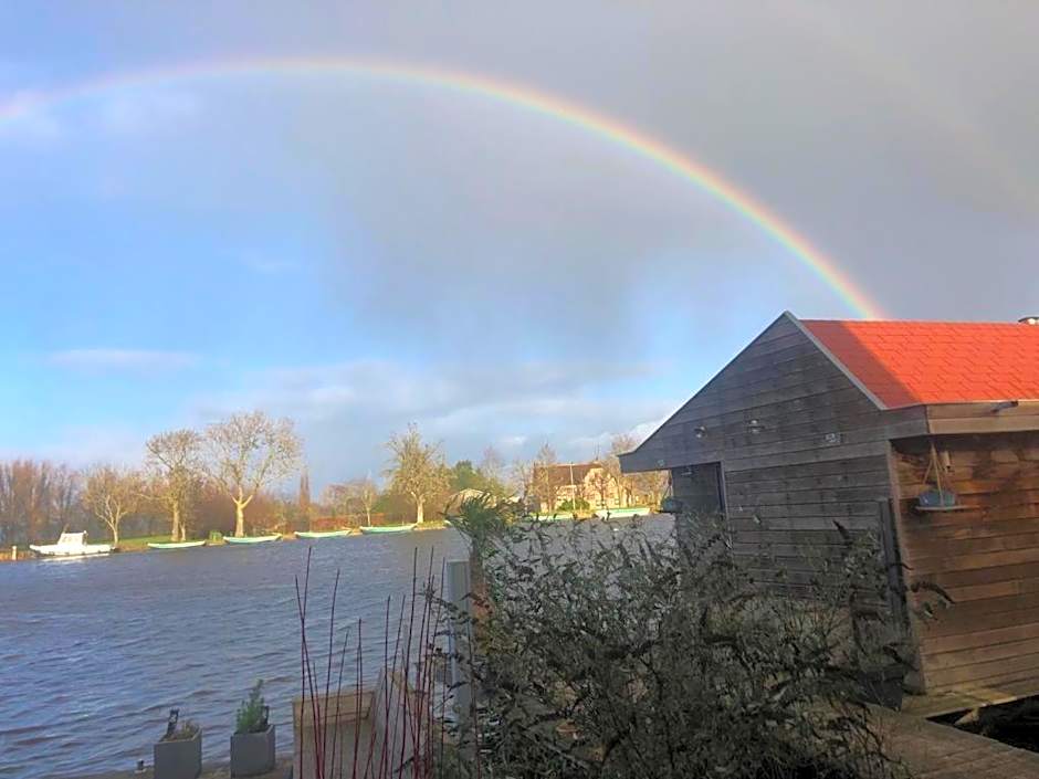Aangenaam op de Rijn, woonboot, inclusief privé sauna