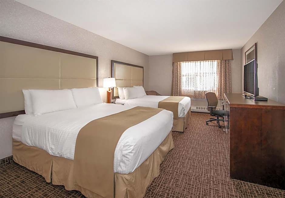 Coast Fort St John Hotel