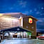 Super 8 by Wyndham Roseville/Detroit Area
