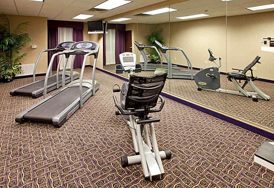 Holiday Inn Express Hotel and Suites Ada By IHG