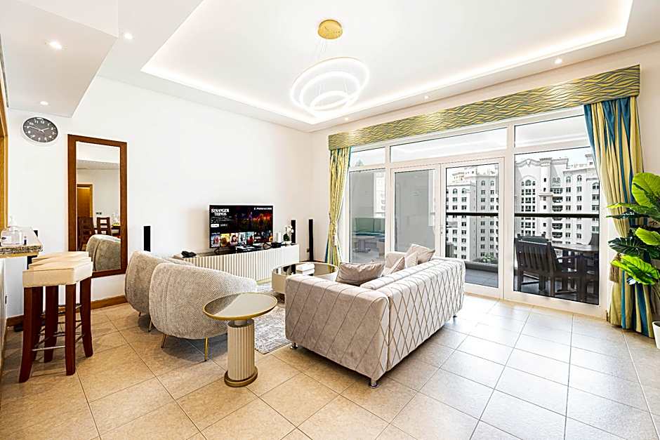 Photo 1 of 9 of 2 Bedroom Deluxe Partial Sea View - Beach Access for 4 Included