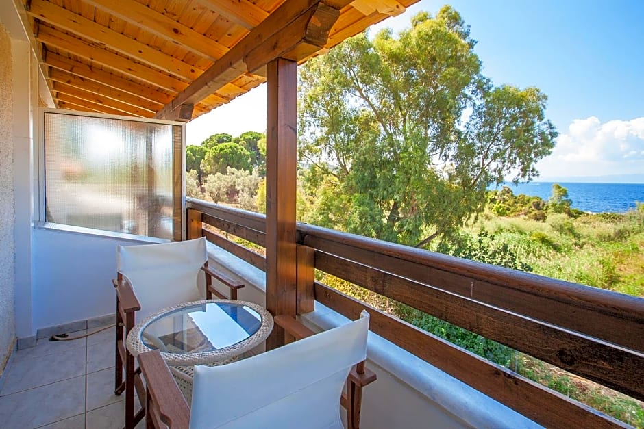 Foto 1 di 1 di Standard 2 Beds with Extra Bed, Sea View
