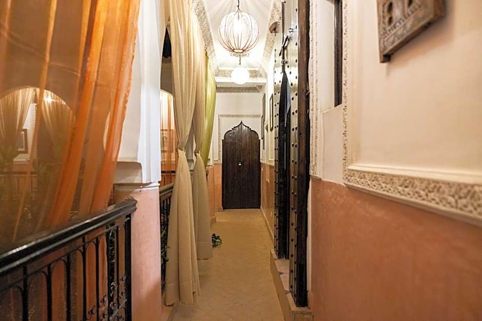Riad Davina