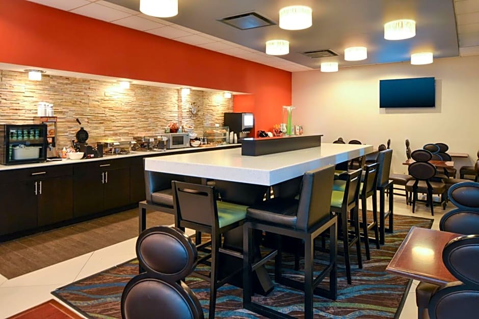 Country Inn & Suites by Radisson, Nashville Airport, TN