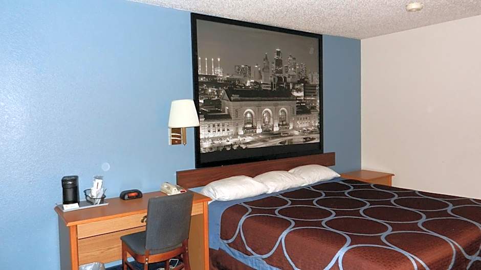 Super 8 by Wyndham Potosi