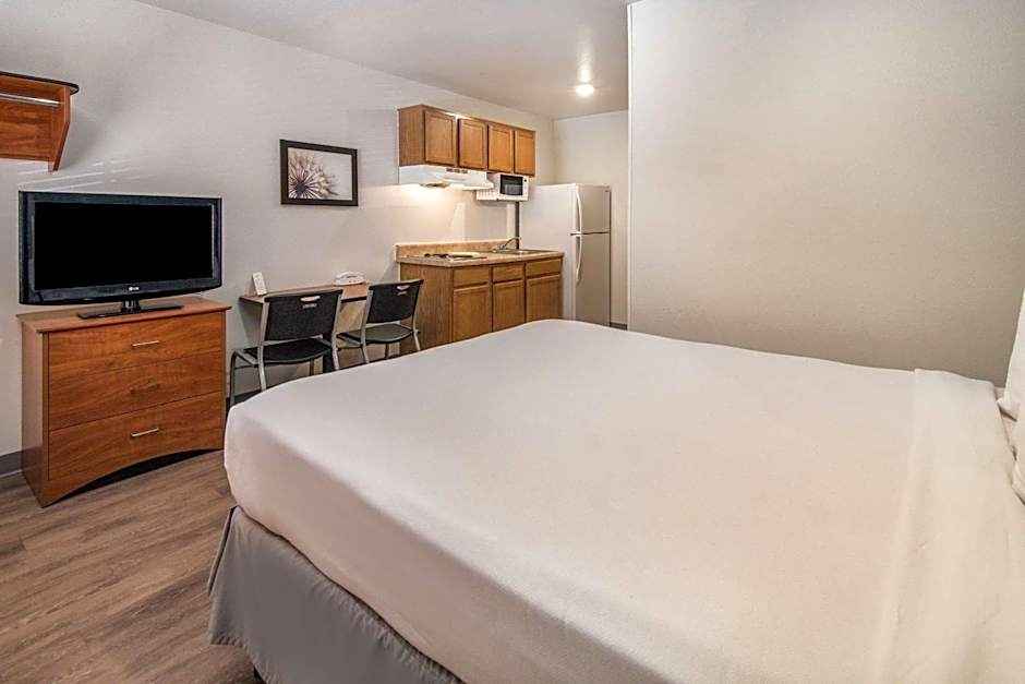 WoodSpring Suites Denton