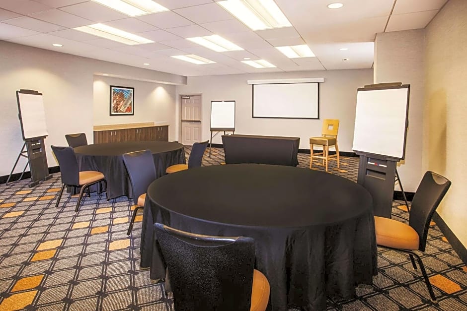 La Quinta by Wyndham Chicago Downtown