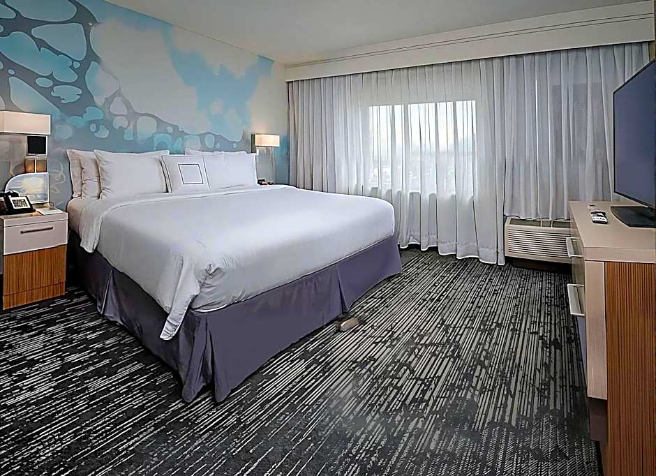 Comfort Inn & Suites Bethlehem Lehigh Valley Airport